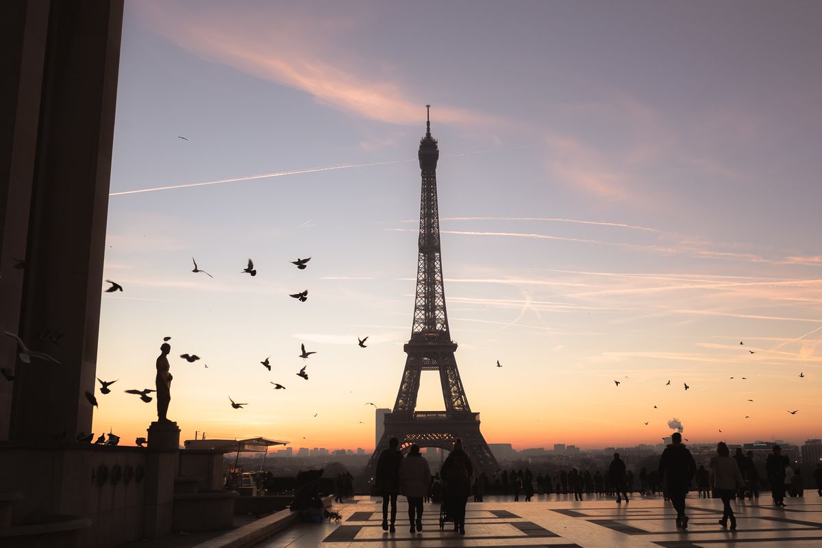 Toits et façades haussmanniennes de Paris, secteur d'intervention de nos serruriers